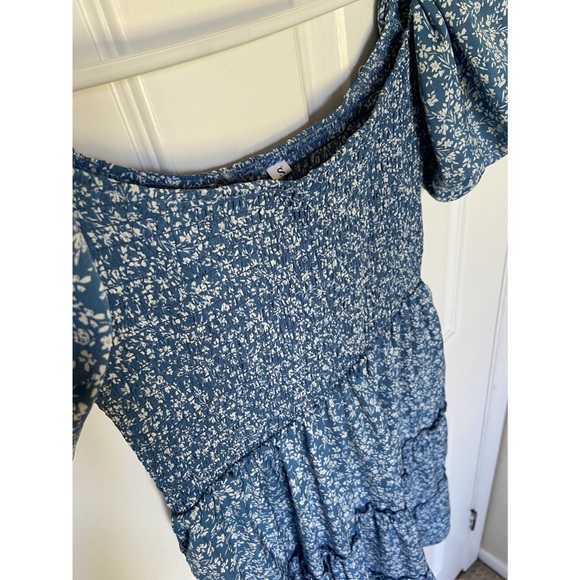 Shein Small Off the Shoulder Ditsy Floral Print Dress - Picture 4 of 5